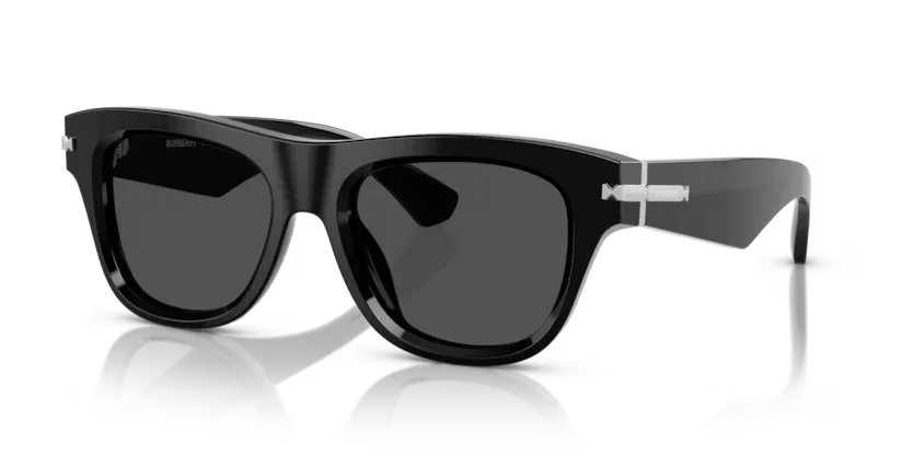 Burberry | 4438U | Black