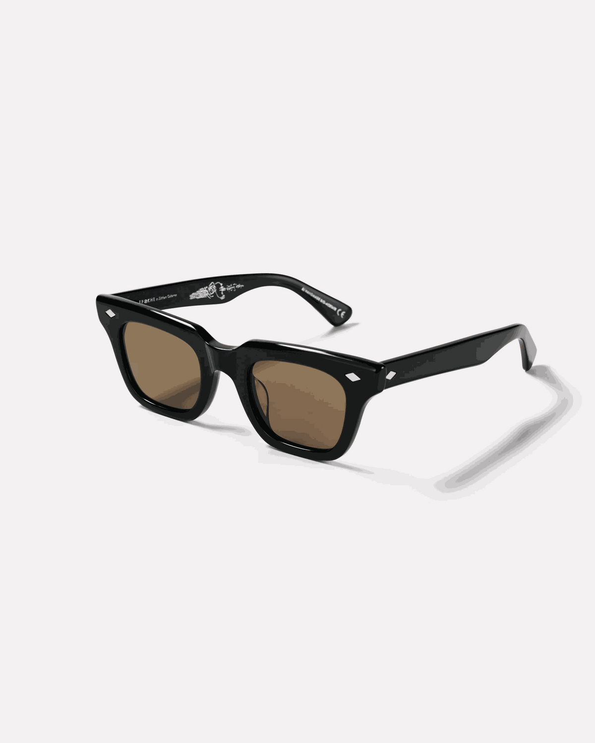 Epokhe_Stereo_x_Eithan_Osborne_Polished_Black_Bronze_Polarised_2