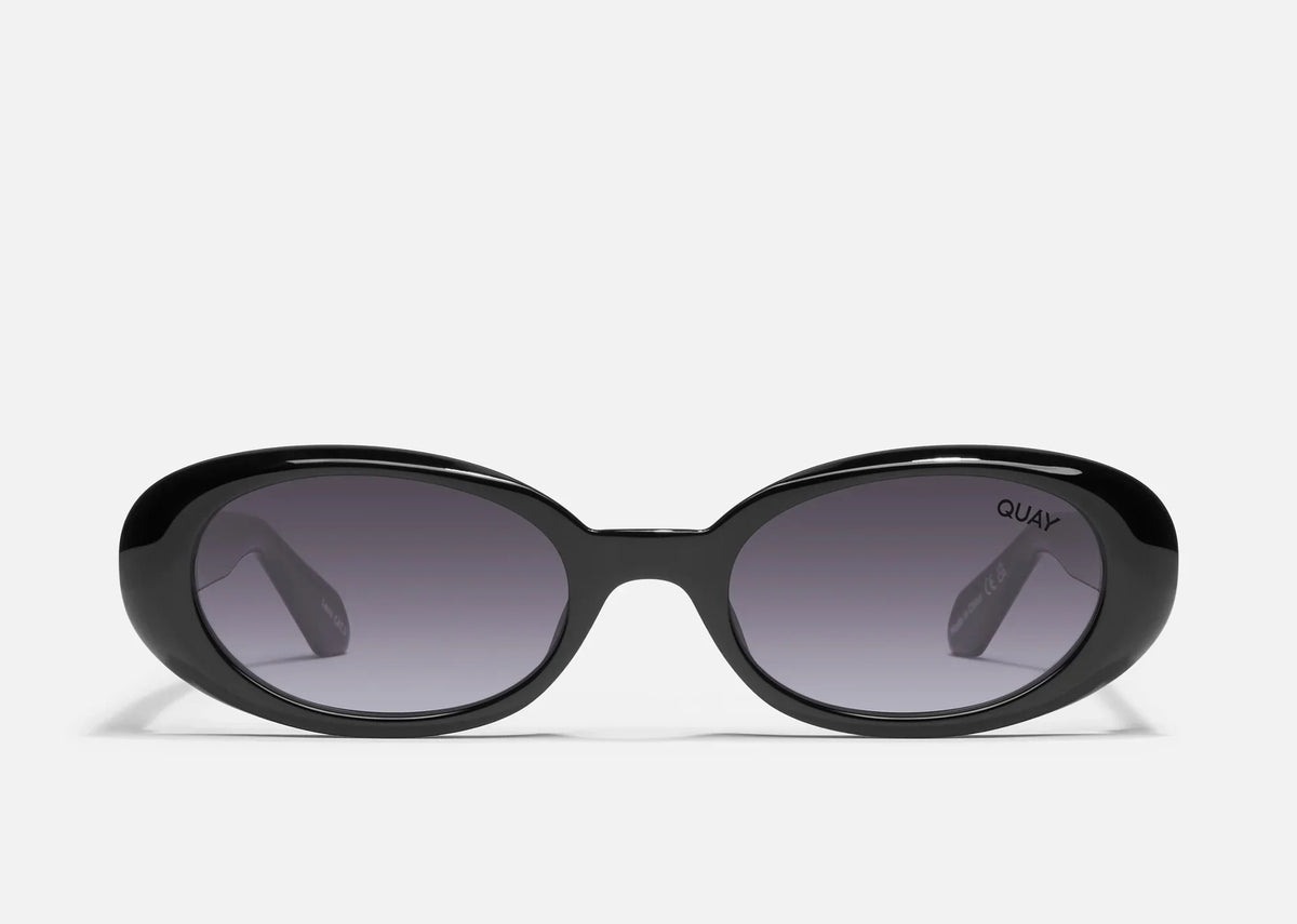 Quay | Felt Cute | Black/Smoke