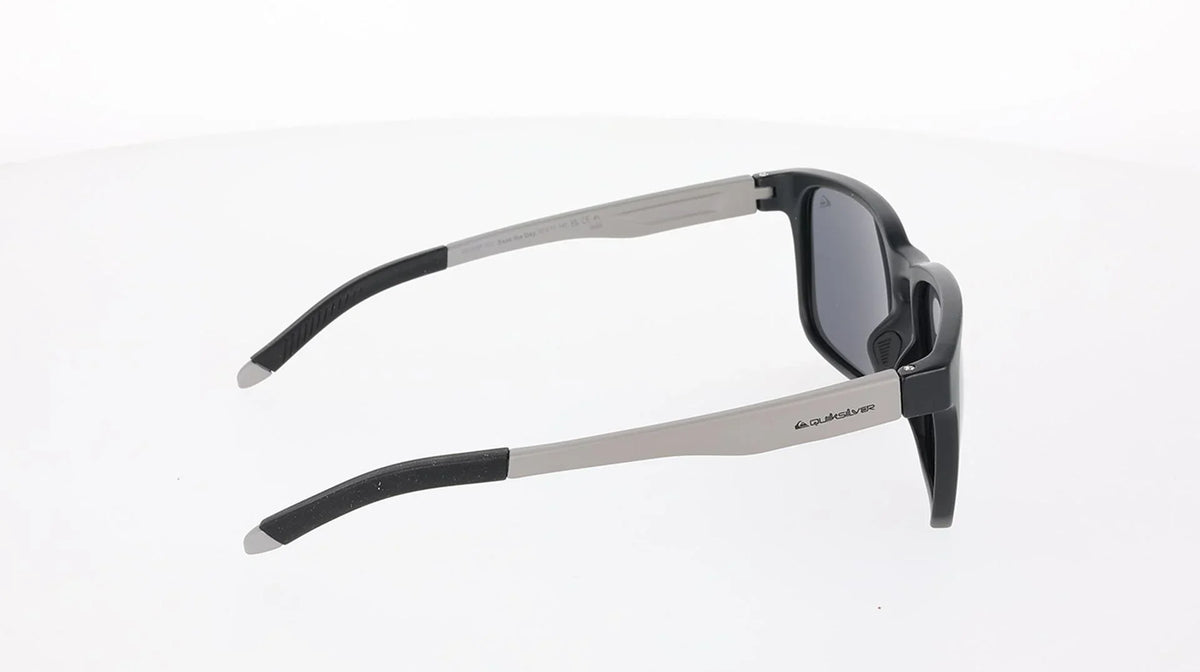 Quiksilver_QS1009P_Seas_The_Day_Black_Smoke_Polarised_9