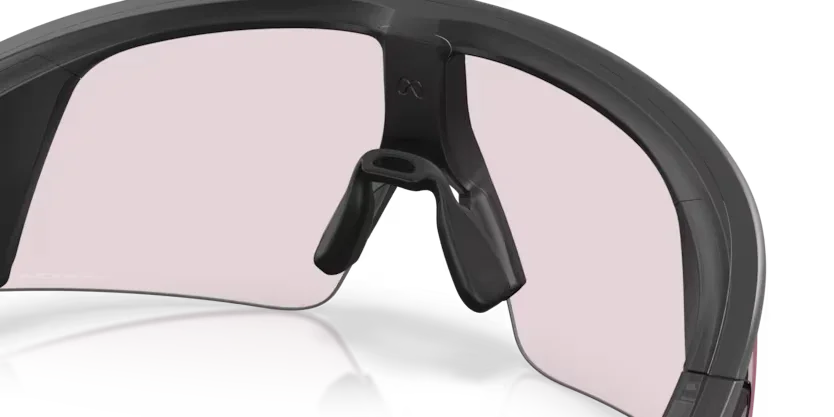 Oakley Meta | OW8001 Vanguard | Black Prizm Transitions Ember