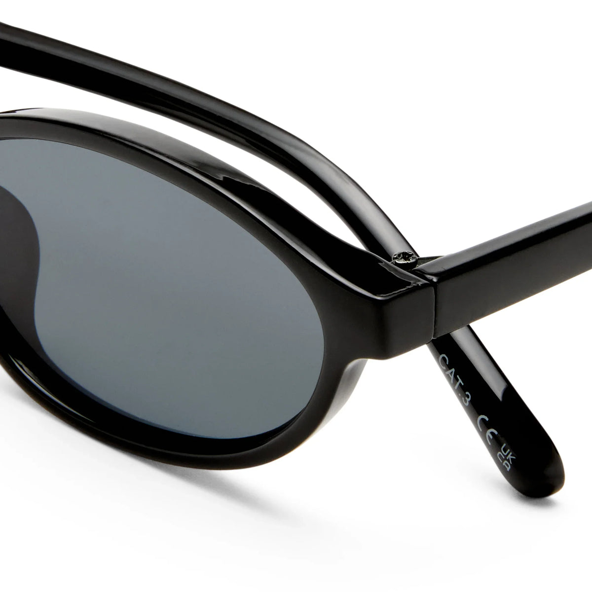Aire | Earthshine | Black