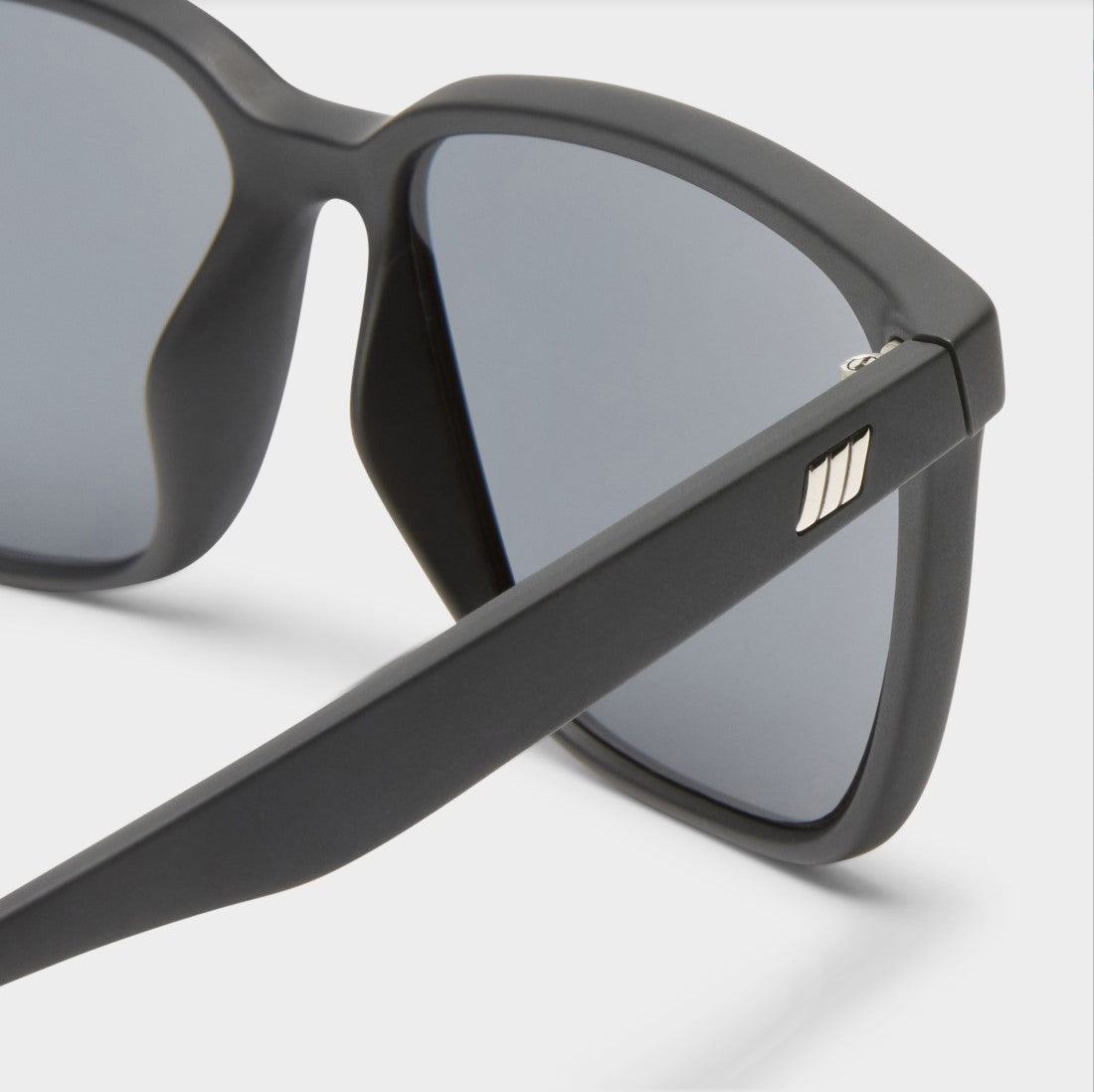 Le Specs | Fair Game | Matte Black