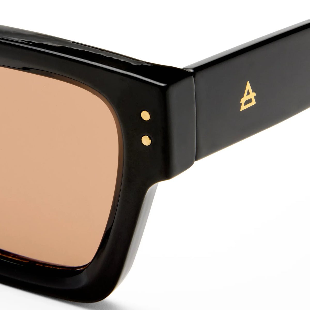 Aire | Transit | Black