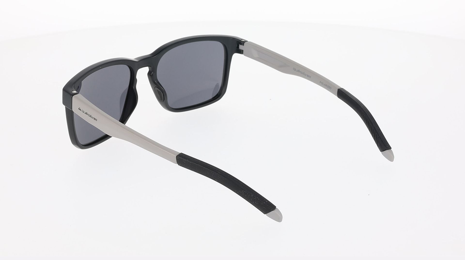 Quiksilver_QS1009P_Seas_The_Day_Black_Smoke_Polarised_6