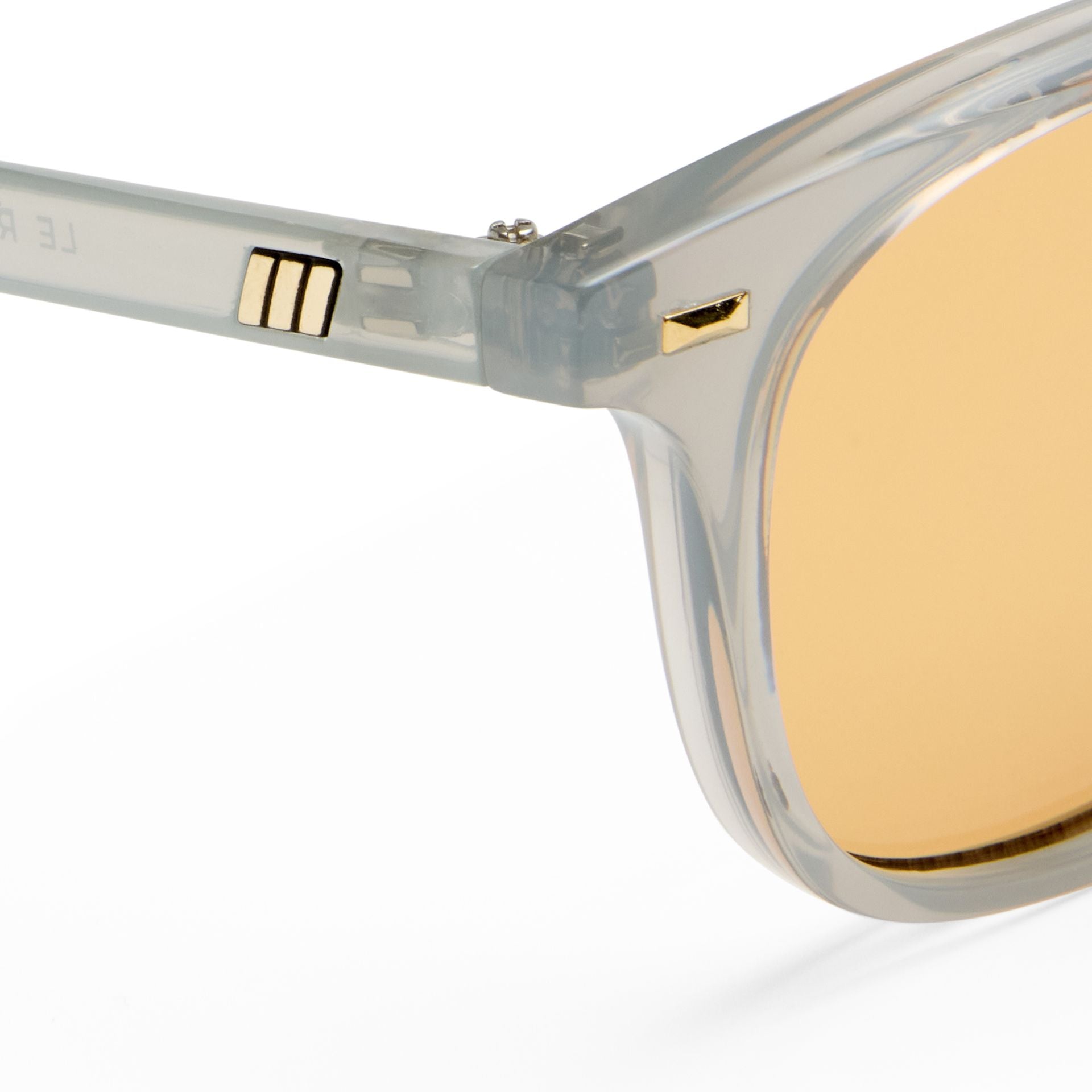 Le Specs | Le Resolu | Cloud