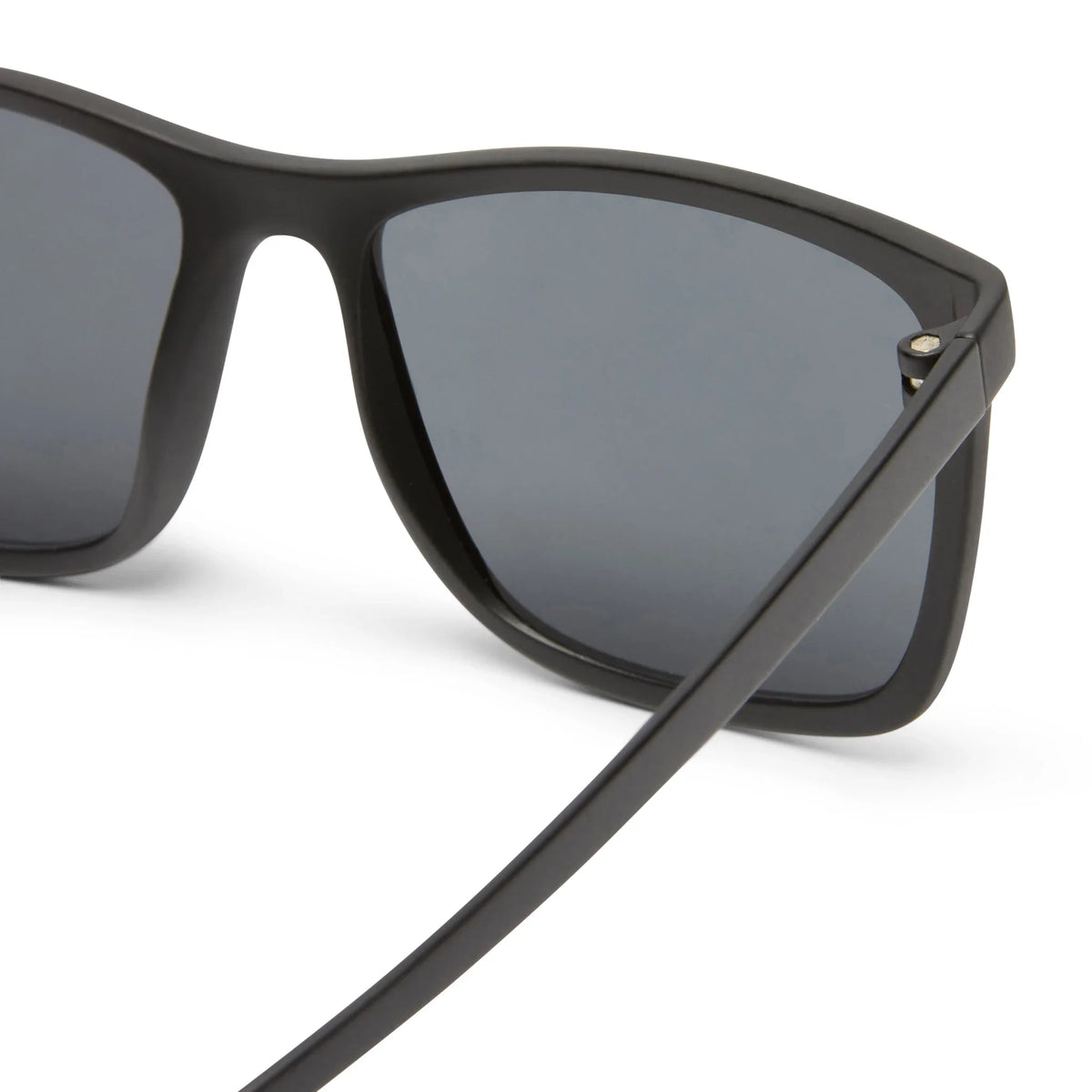 Le Specs | Master Tamers | Matte Black