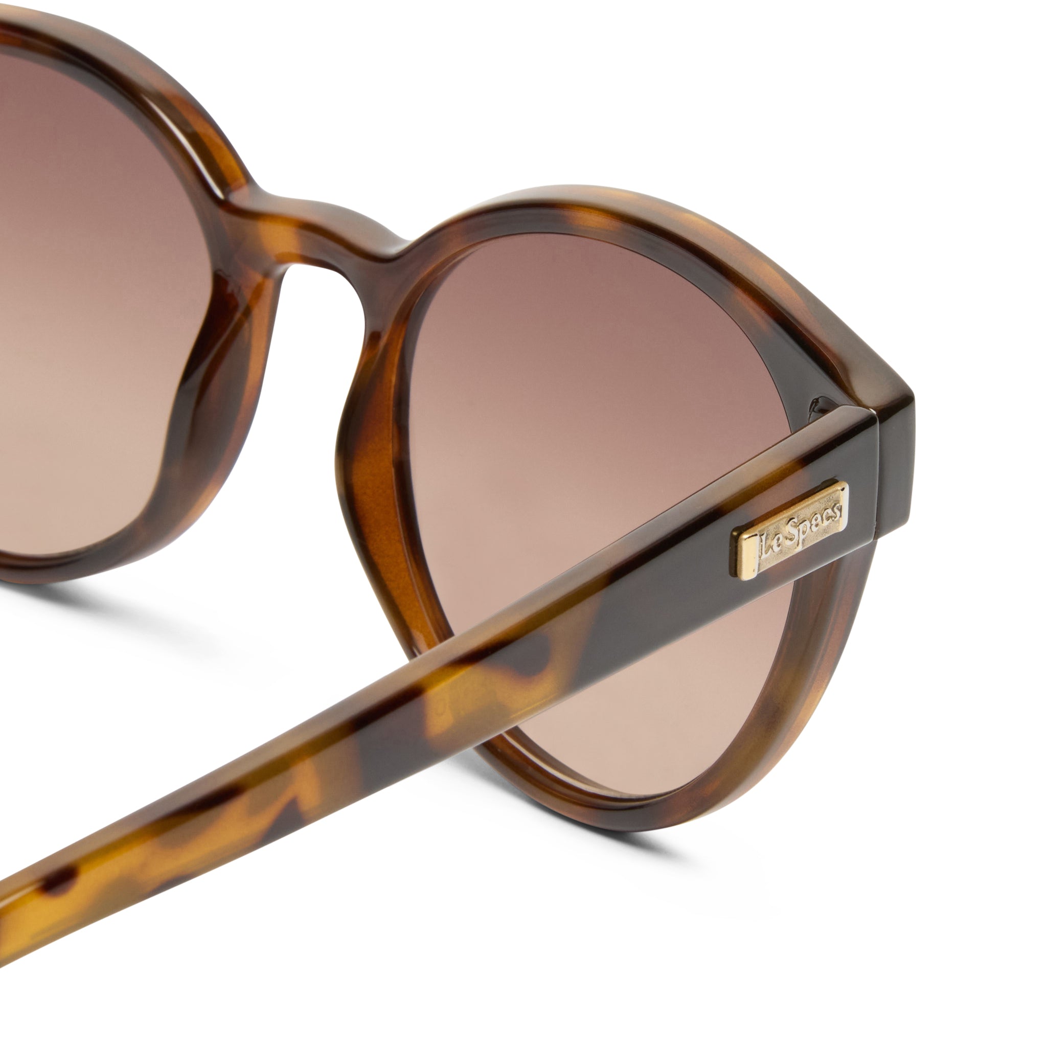 Le Specs | Paramount | Milky Tort