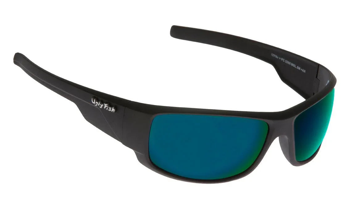 Ugly Fish | PC3266 | Shiny Matte Black - iKANDi Sunglasses