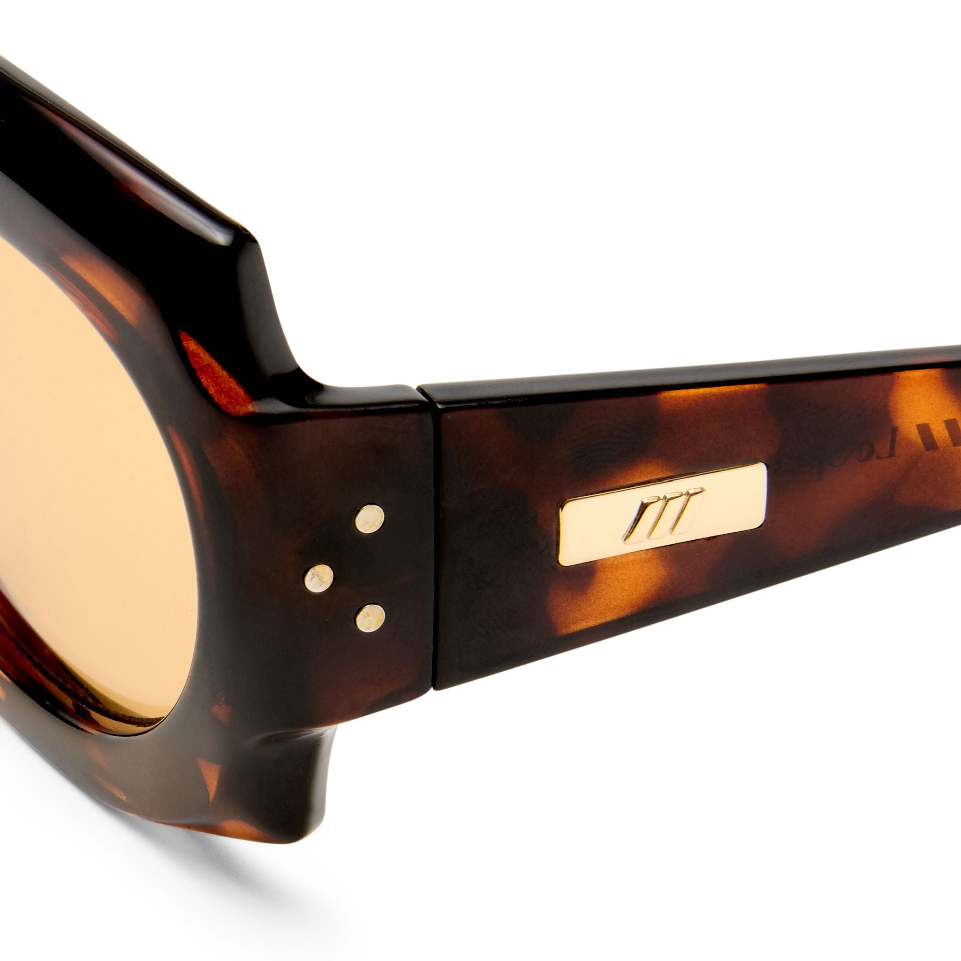 Le Specs | Loveliness | Tort