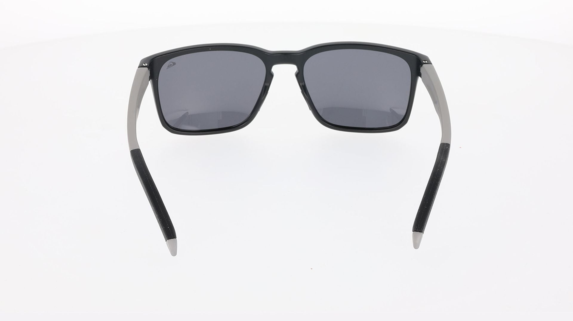Quiksilver_QS1009P_Seas_The_Day_Black_Smoke_Polarised_7