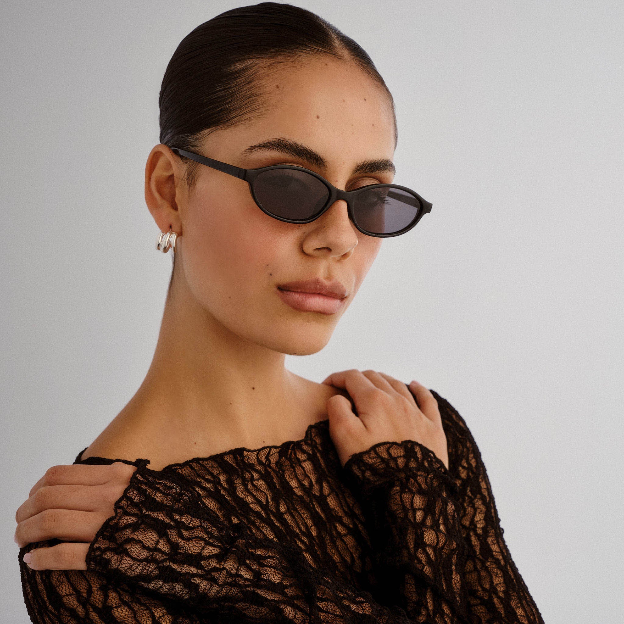 Aire | Earthshine | Black