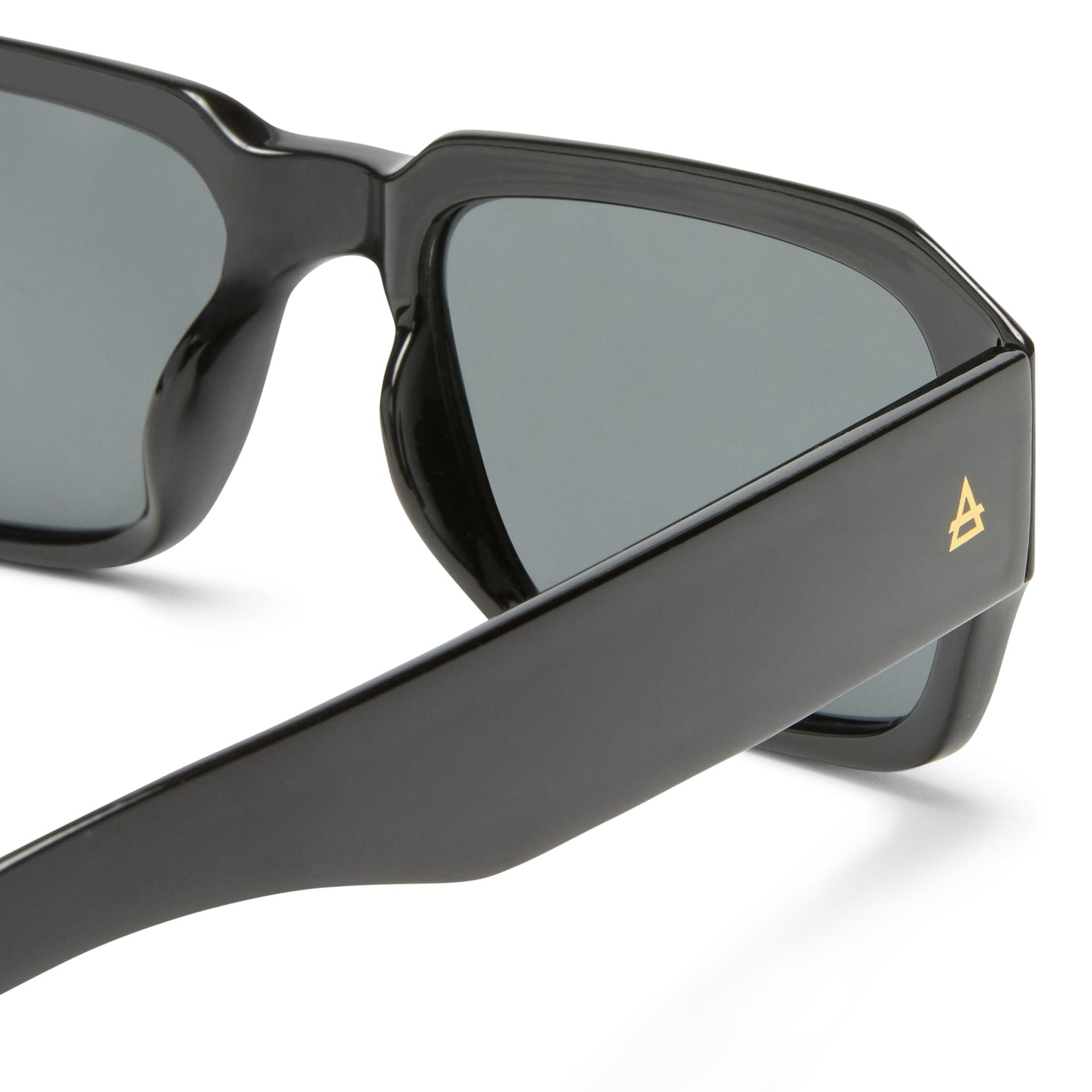 Aire | Pluto | Black