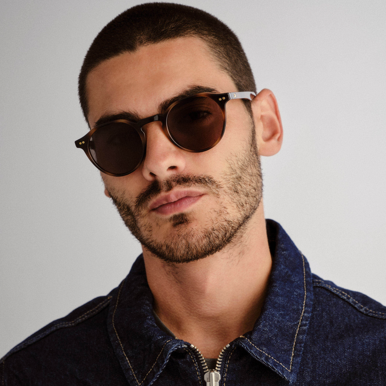 Le Specs |  Galavant | Tort