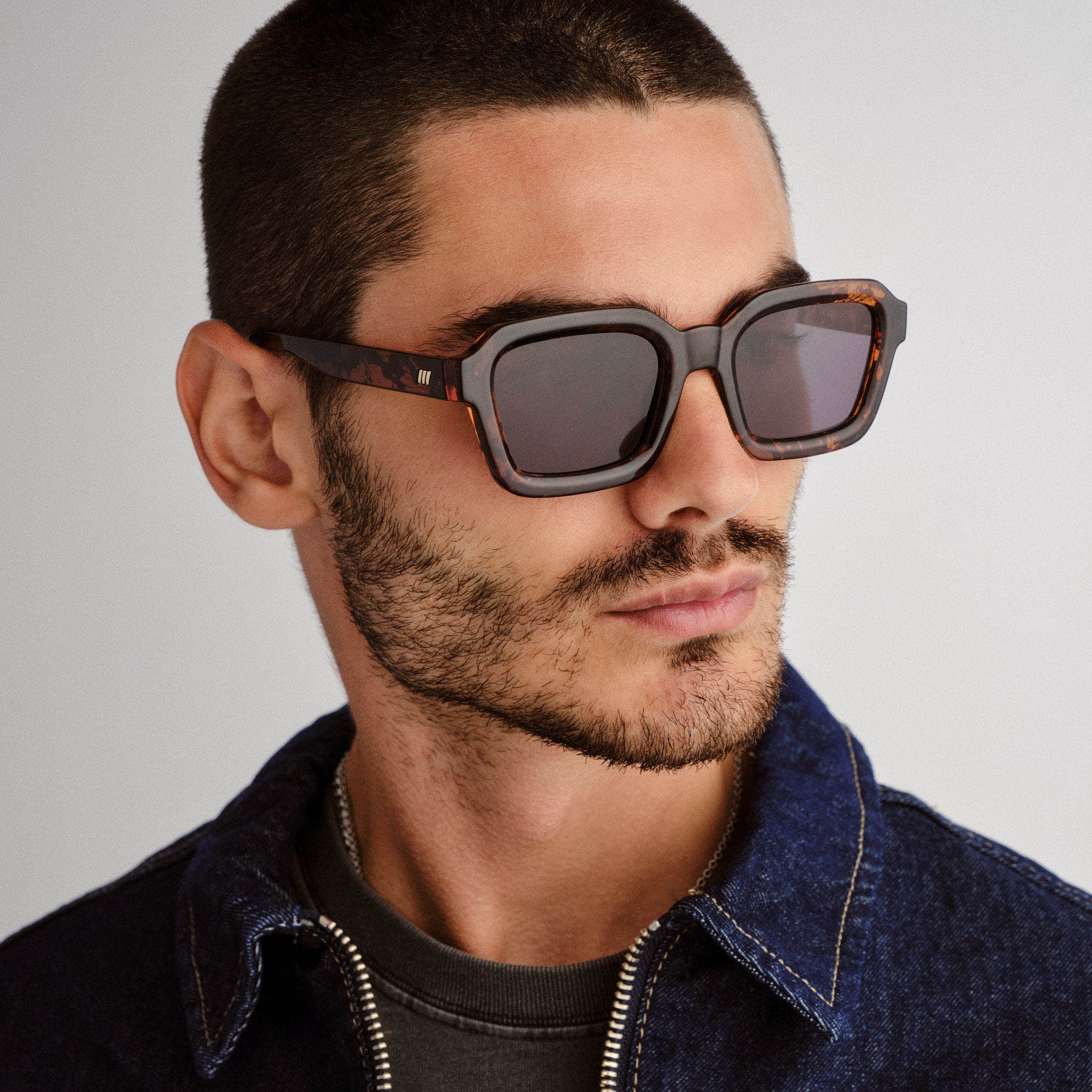 Le Specs |  Impossible | Tokyo Tort