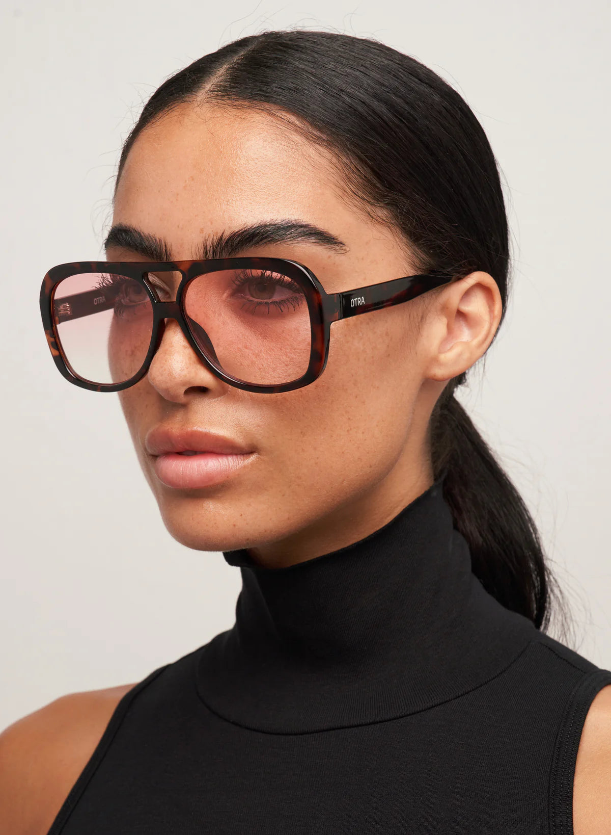 Otra | Yara | Tort Pink Fade